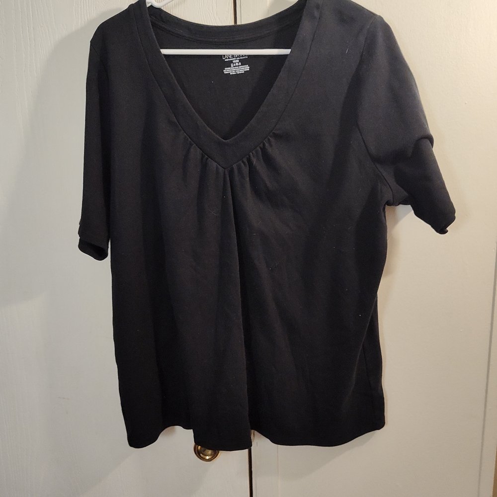 Woman's Lane Bryant Black V-Neck Short Sleeve Tee